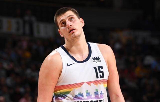 的空位出手 的空位出手