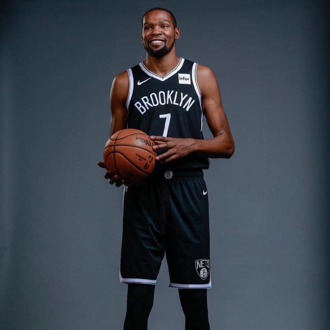 盟顶尖的球 盟顶尖的球