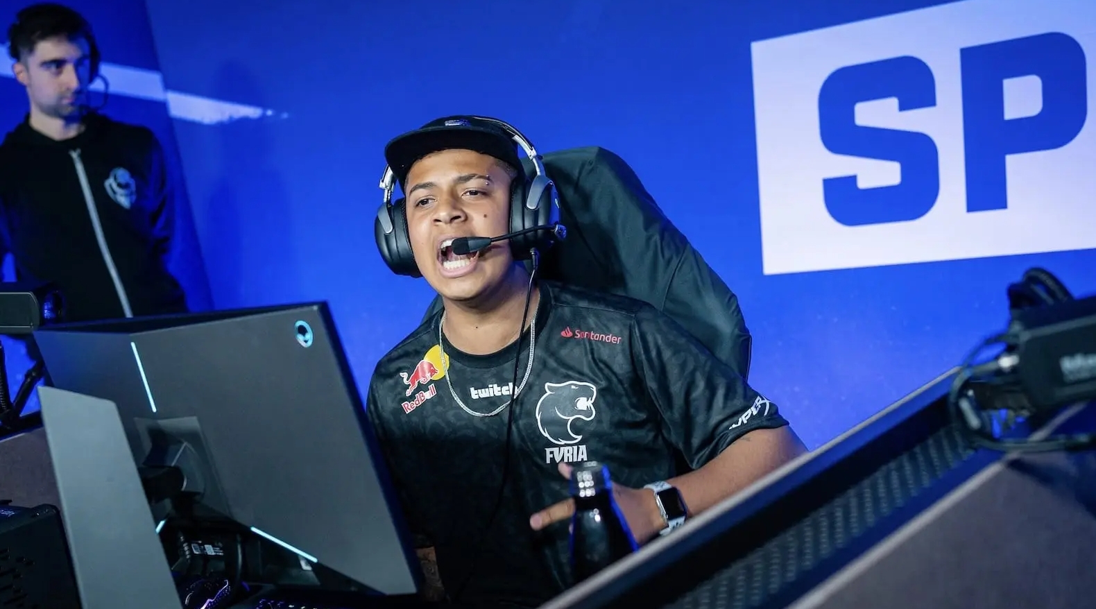 曼城在足总 曼城在足总