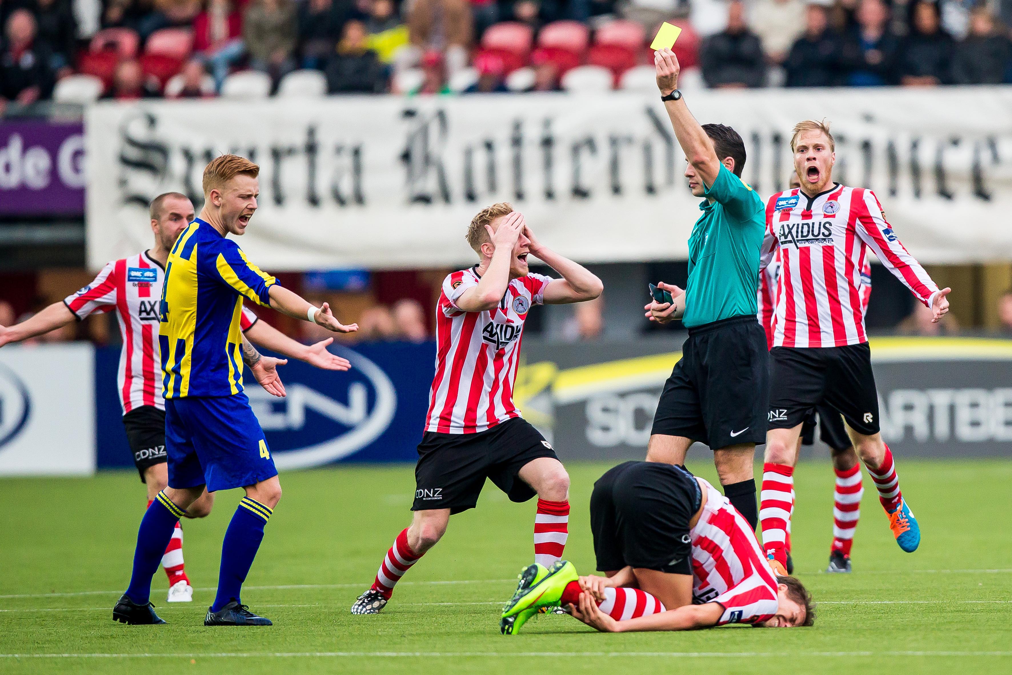 竞争激烈的 竞争激烈的